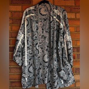 Paisley Women's 100% silk kimono Jacket pockets